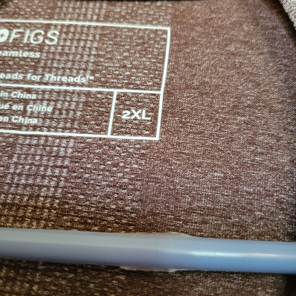 Figs Gray Long Sleeve Tee - Picture 3 of 3